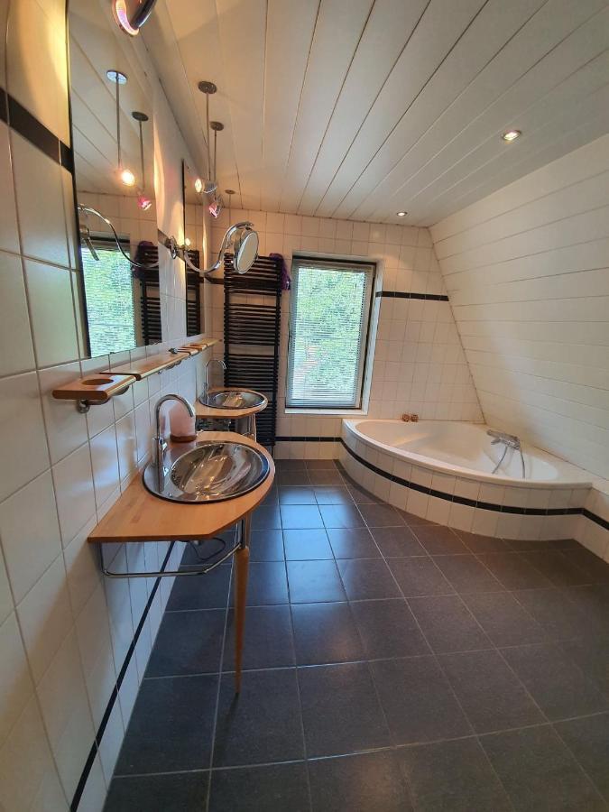 De Vliegende Vlinder Bed & Breakfast Nederweert Luaran gambar